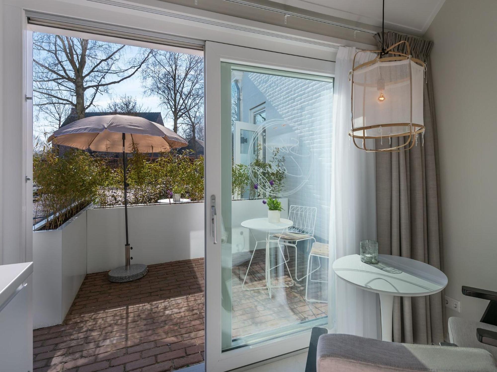 Pleasaing Holiday Home In Oostkapelle Near Centre Exterior foto