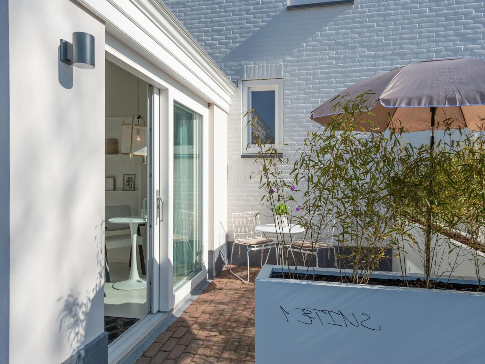Pleasaing Holiday Home In Oostkapelle Near Centre Exterior foto