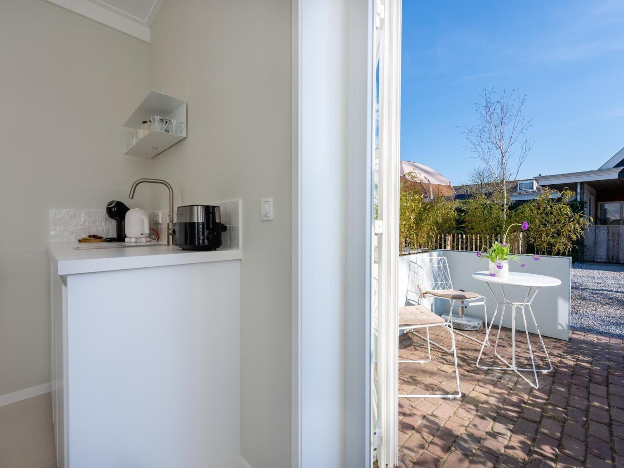 Pleasaing Holiday Home In Oostkapelle Near Centre Exterior foto