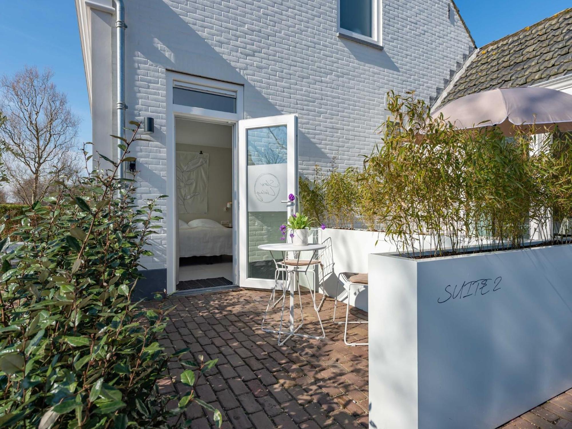 Pleasaing Holiday Home In Oostkapelle Near Centre Exterior foto